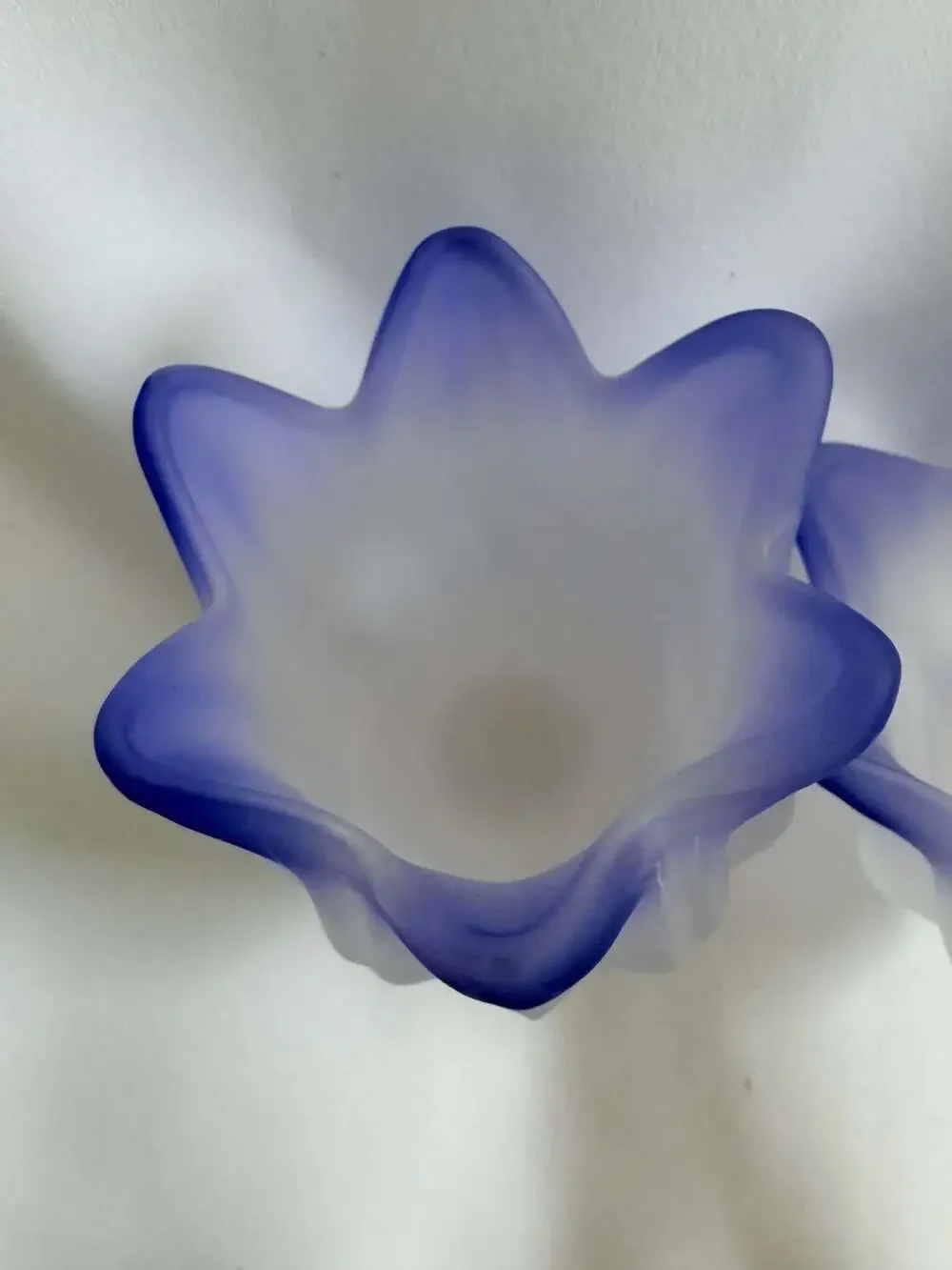 PartyLite Retired Purple Tulip Peglites P7118 Frosted Glass Votive Candle Holder